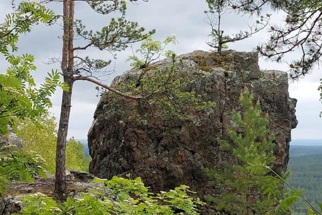 По сакральным местам Азов-горы