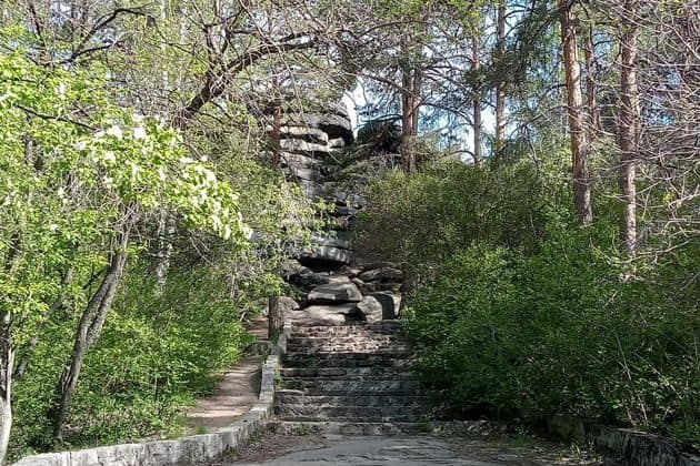 Групповая (сборная) пешая экскурсия: озеро Шарташ и «Каменные палатки»
