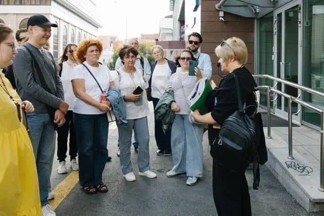 Легенды Екатеринбурга: панк-рок-скоморох Букашкин, первое уличное искусство