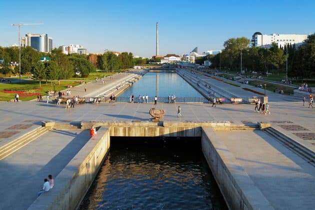 От Екатеринбурга до Ёбурга через Свердловск: обзорная экскурсия