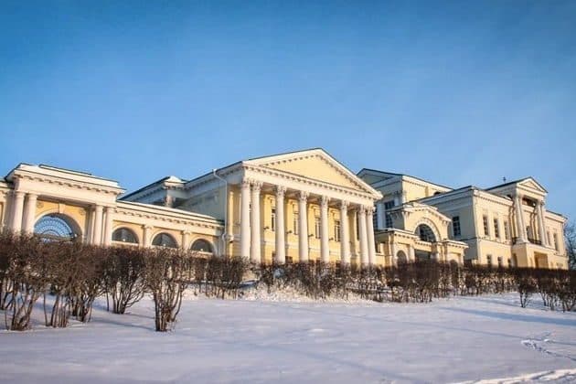 На автомобиле по ТОП-местам Екатеринбурга, Свердловска и Ёбурга