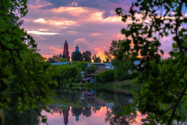 Пешеходная экскурсия по старому центру Сысерти