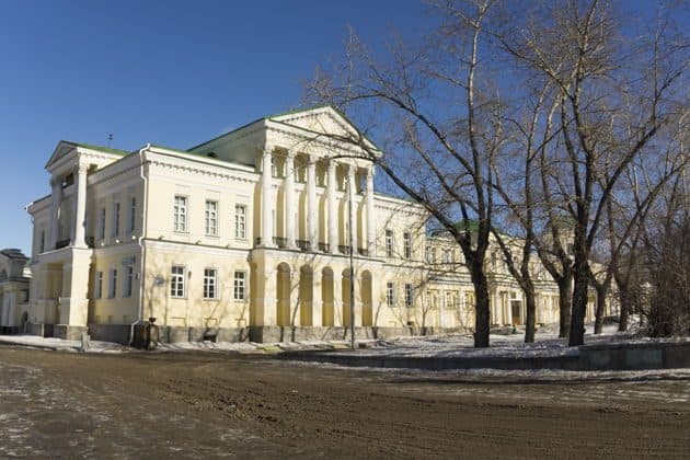 Обзорная экскурсия по Екатеринбургу: время перемен