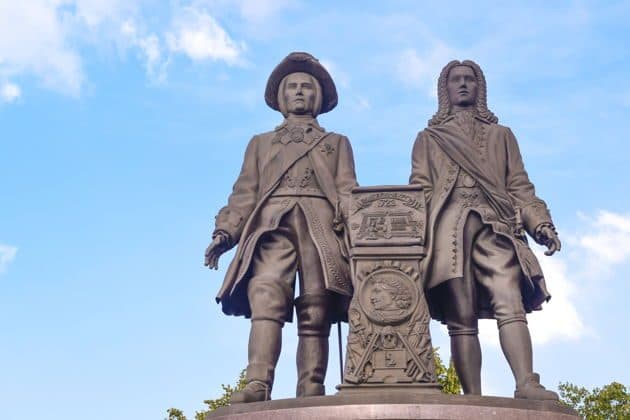 «Екатеринбург советского времени: маршрут-квест по архитектуре»