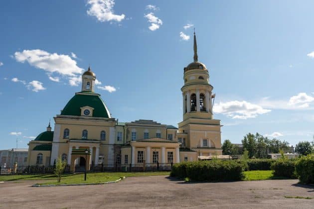 Из Екатеринбурга – к красотам Каменской земли